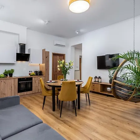 Beautiful Cracow By Cozyplace Apartamento